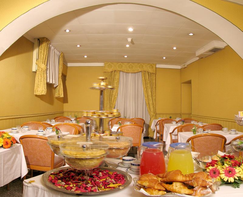 Hotel Nizza Roma Restoran fotoğraf